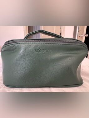 Arbonne Forest Green Embossed Travel Cosmetic Case